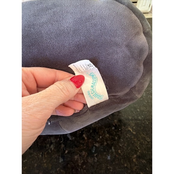 Squishmallows 12" Luna The Penguin with Snowflake Scarf 2021 Stuffed‎ Plushie - Picture 2 of 4